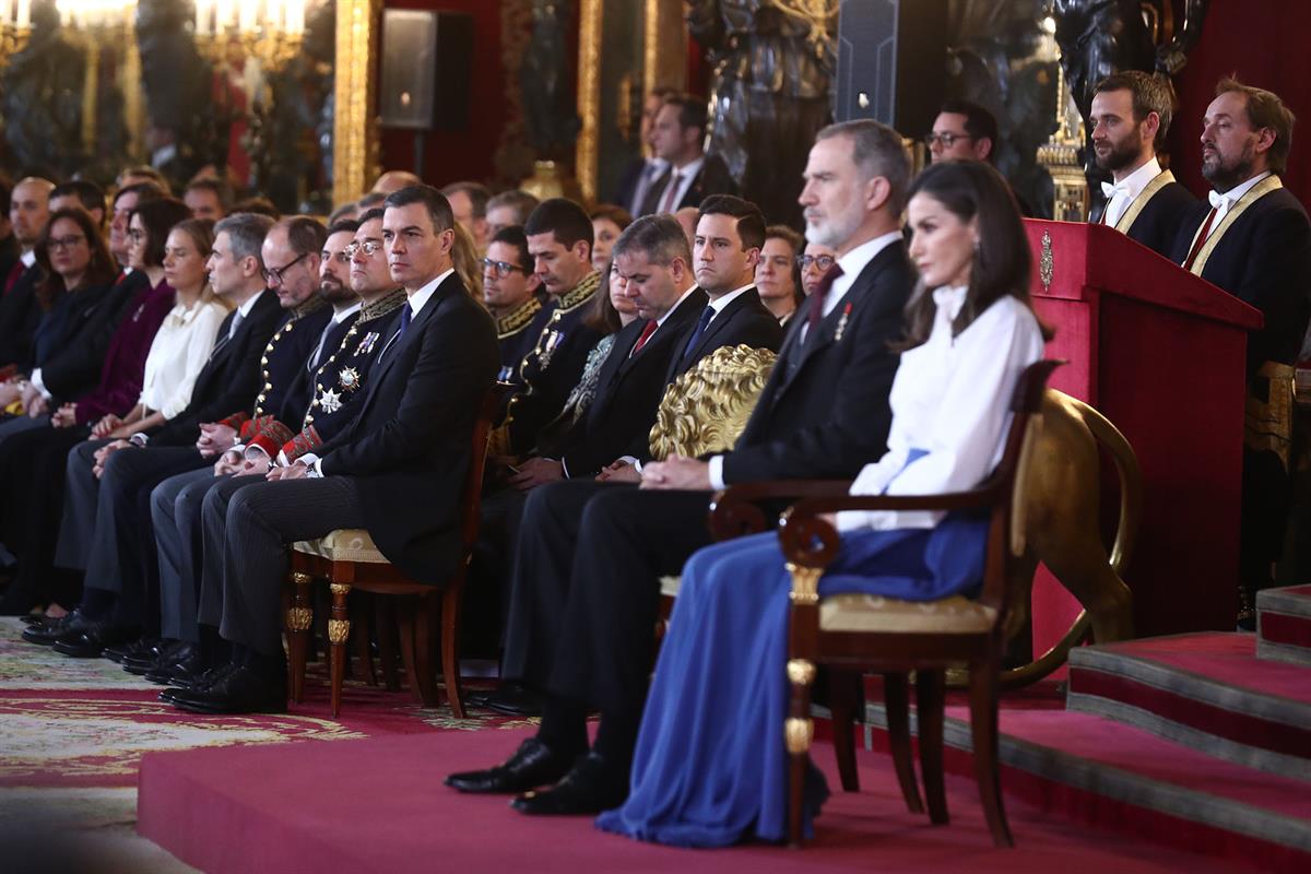 9/01/2025. Pedro Sánchez asiste a la recepción al Cuerpo Diplomático acreditado en España. Pedro Sánchez junto al ministro de Asuntos Exteri...